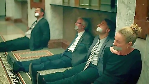 Women Gagged During Bank Robbery Women Gagged During Bank Robbery